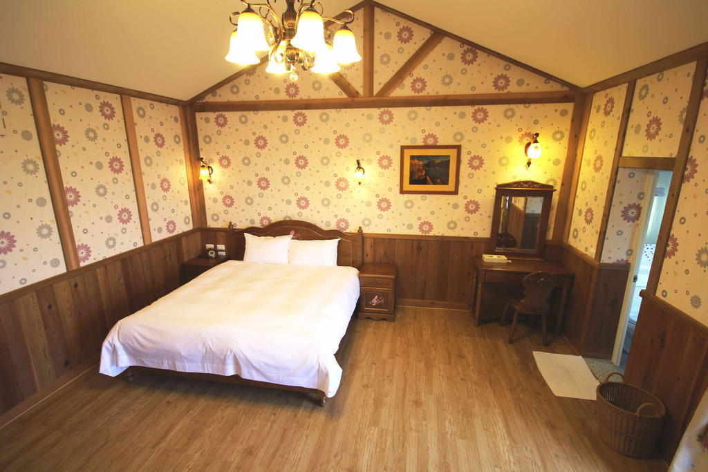 Cingjing Vienna Pleasance Cottage 런아이 객실 사진