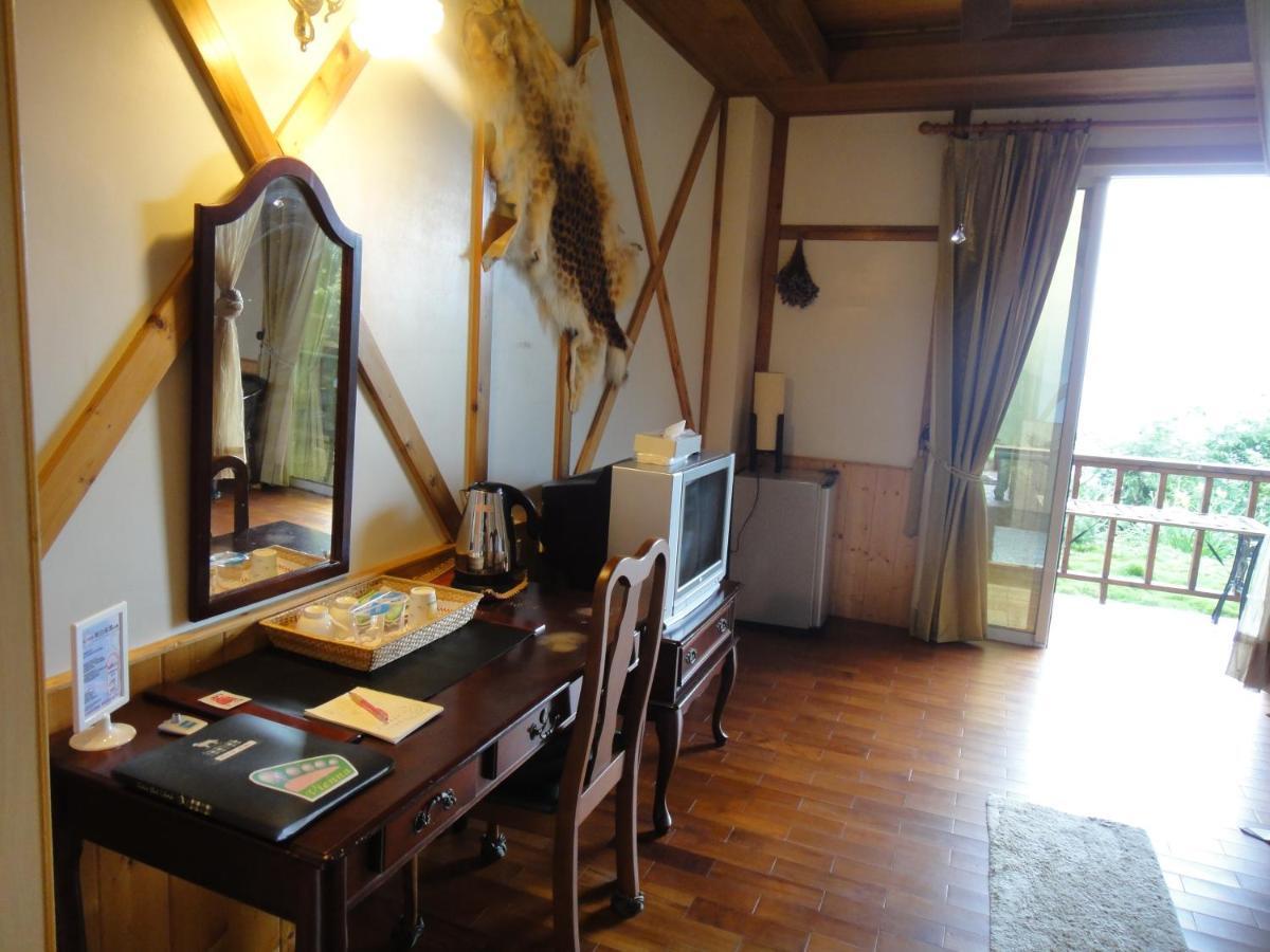 Cingjing Vienna Pleasance Cottage 런아이 객실 사진